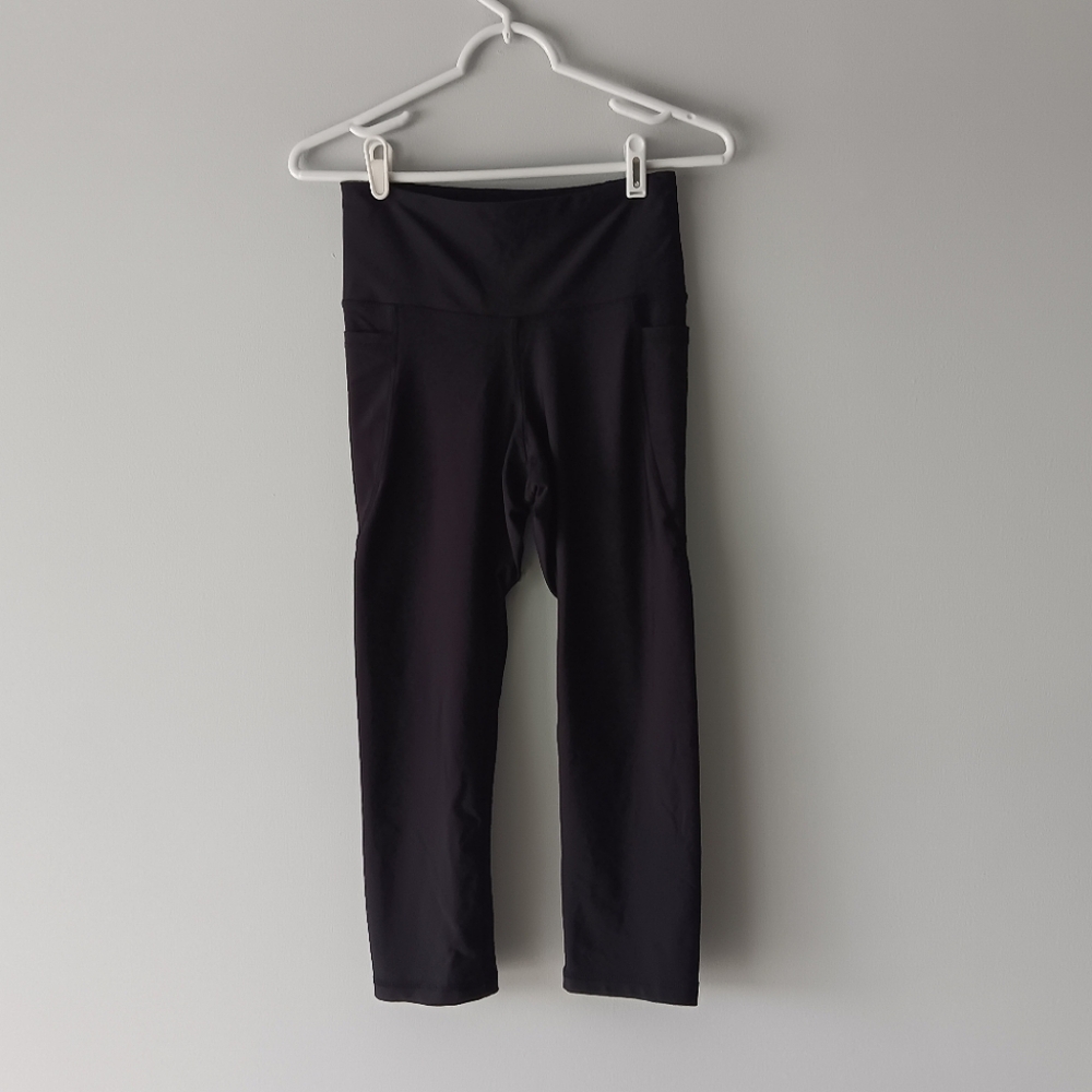 Old Navy Active Powersoft High Rise Go-Dry Leggings Pockets Fitness Black Medium